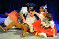 Carina Schwarzenberg, Andreas Theobald, Mara jörgens, Melina Berka Lilian Szokody